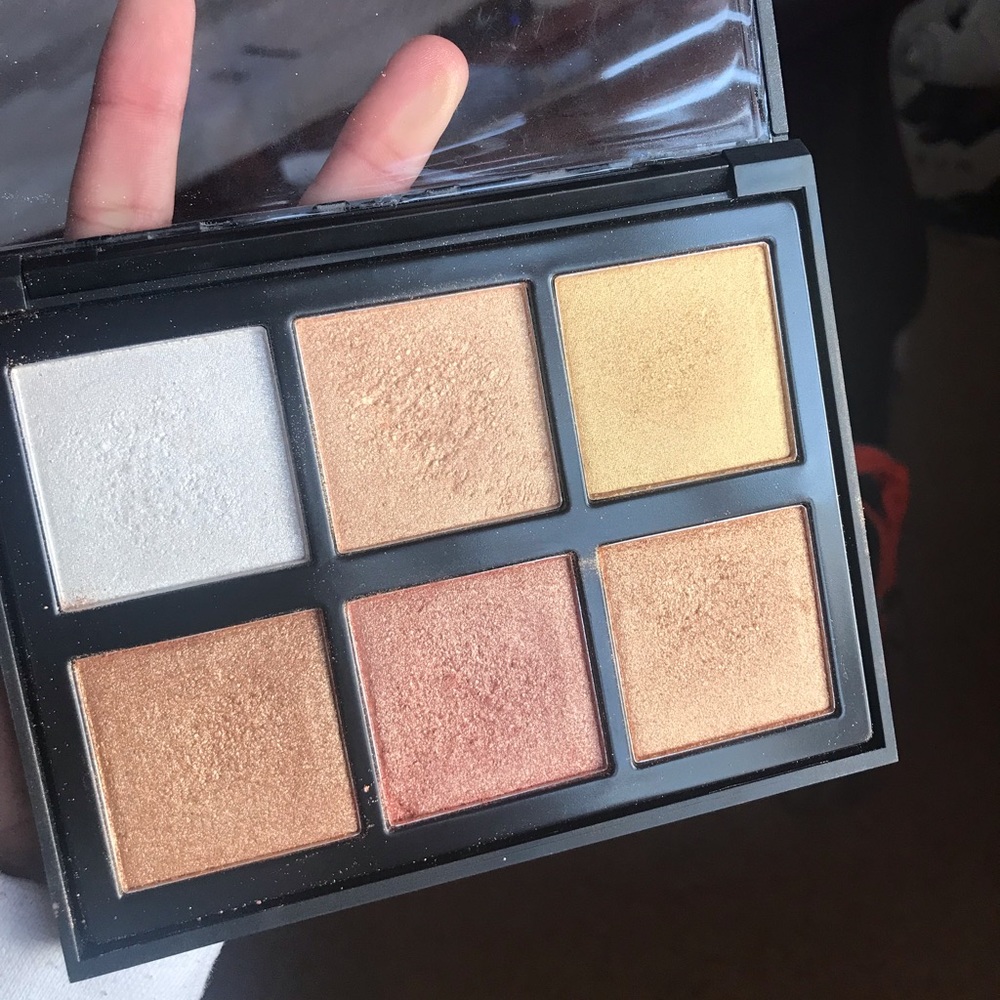 Bronze and glo pallete